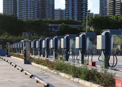 共享經(jīng)濟(jì)下的共享充電樁有成為下一個(gè)創(chuàng)業(yè)風(fēng)口的潛質(zhì)圖片